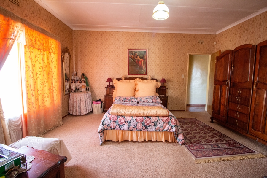 3 Bedroom Property for Sale in Lemoendraai Northern Cape